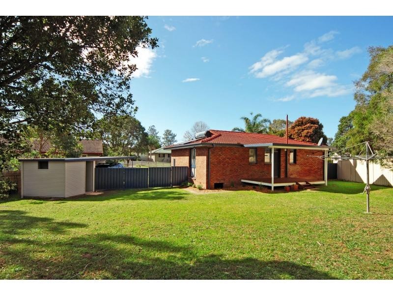 7 Queenborough Street, Nowra NSW 2541