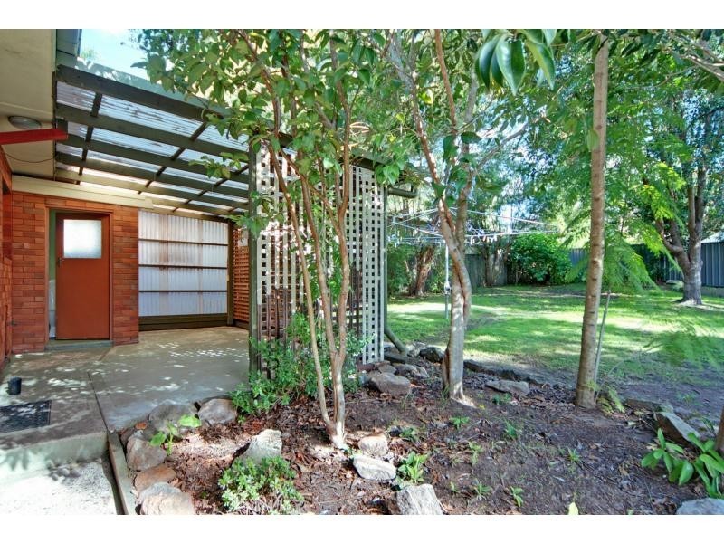 18 Hewlett Avenue, North Nowra NSW 2541