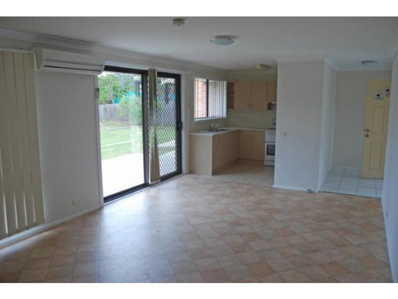 17 Coconut Drive, North Nowra NSW 2541