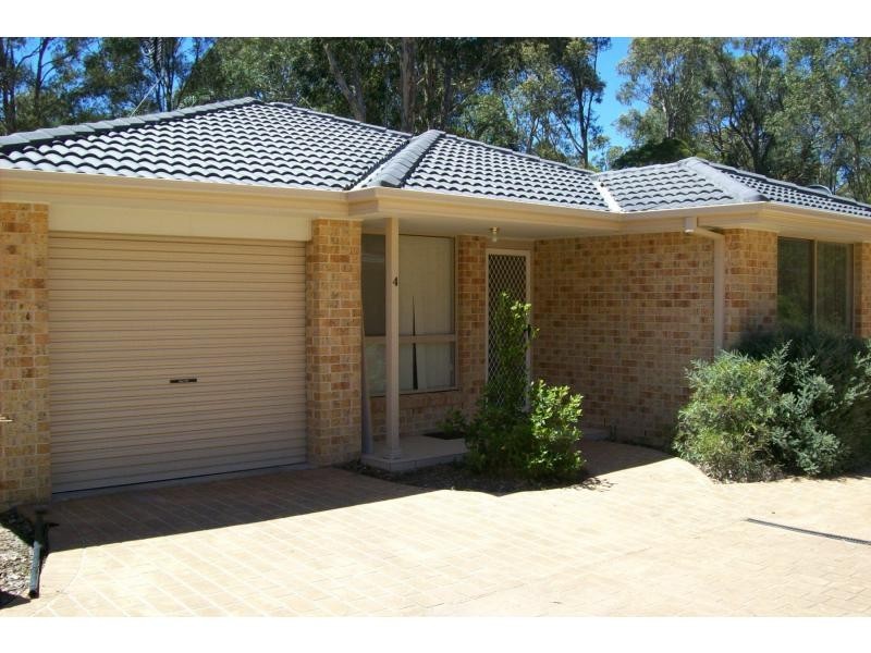 4/76 Hillcrest Avenue, South Nowra NSW 2541