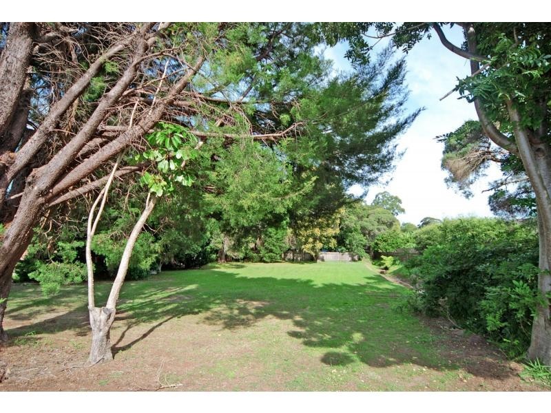 52 Cambewarra Road, Bomaderry NSW 2541