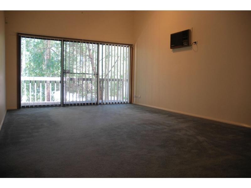 17/27 Bowada Street, Bomaderry NSW 2541