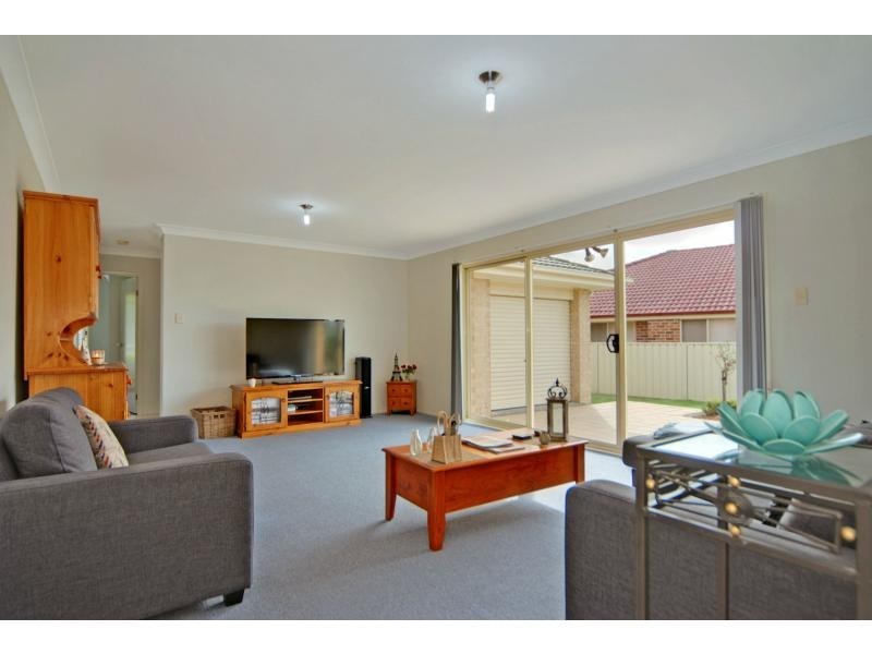3 McTernan Place, Worrigee NSW 2540
