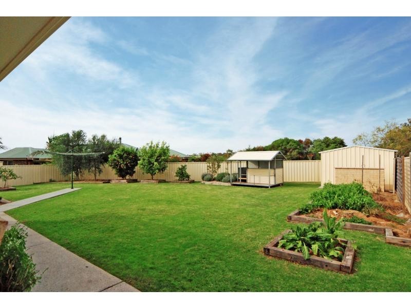 3 McTernan Place, Worrigee NSW 2540