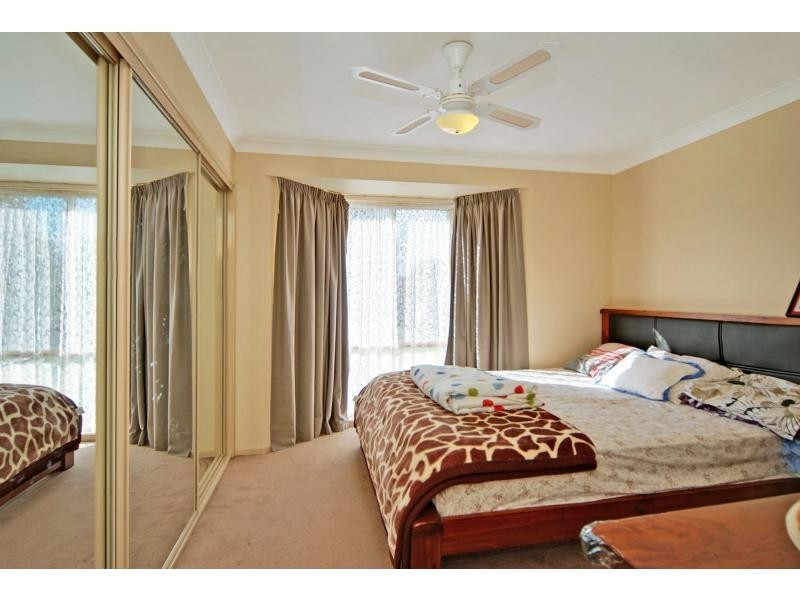 19 Rannoch Drive, West Nowra NSW 2541