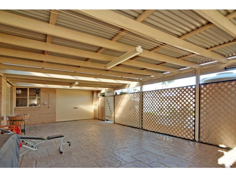 5 Kembla Close, Nowra NSW 2541