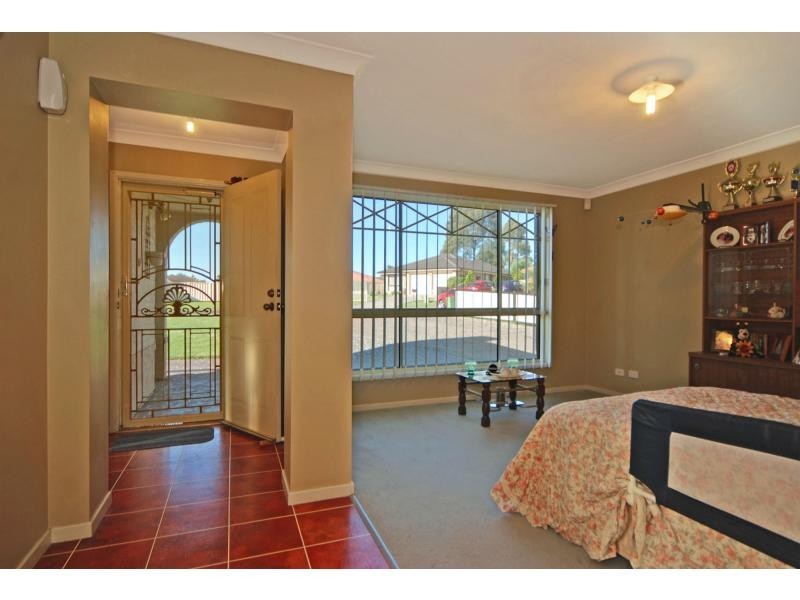 5 Kembla Close, Nowra NSW 2541