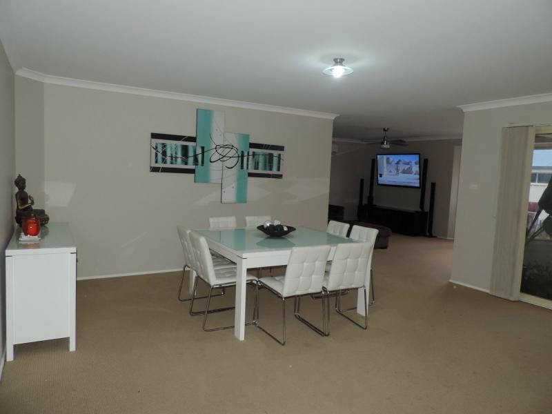 36 Kardella Avenue, Nowra NSW 2541