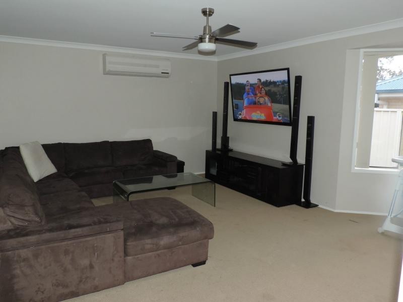 36 Kardella Avenue, Nowra NSW 2541