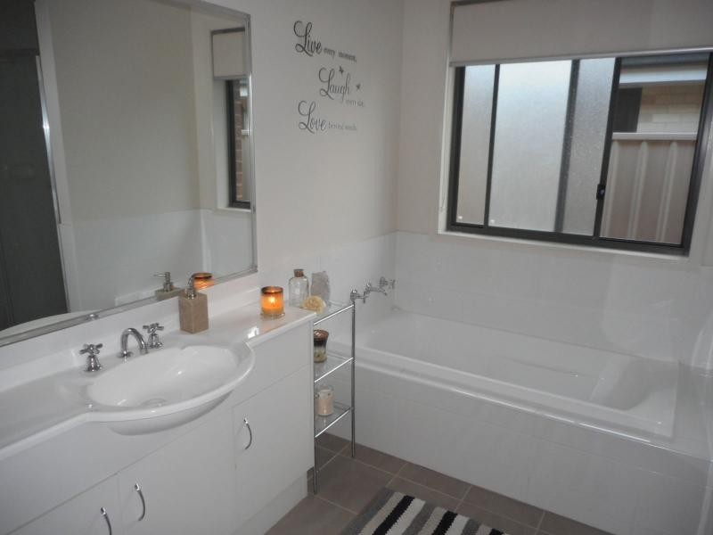 38 Riveroak Road, Worrigee NSW 2540