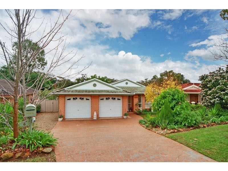 6 Gardenia Crescent, Bomaderry NSW 2541