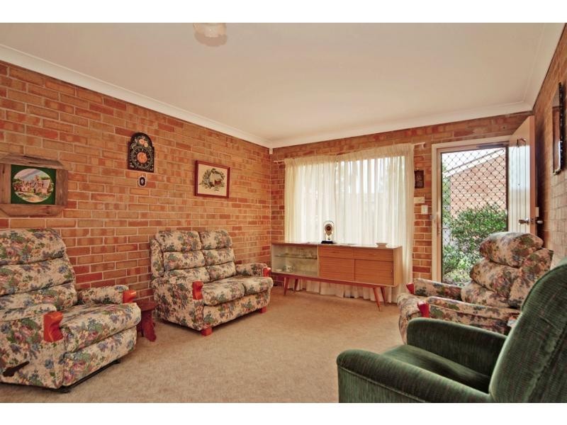 1/42 Lyndhurst Drive, Bomaderry NSW 2541