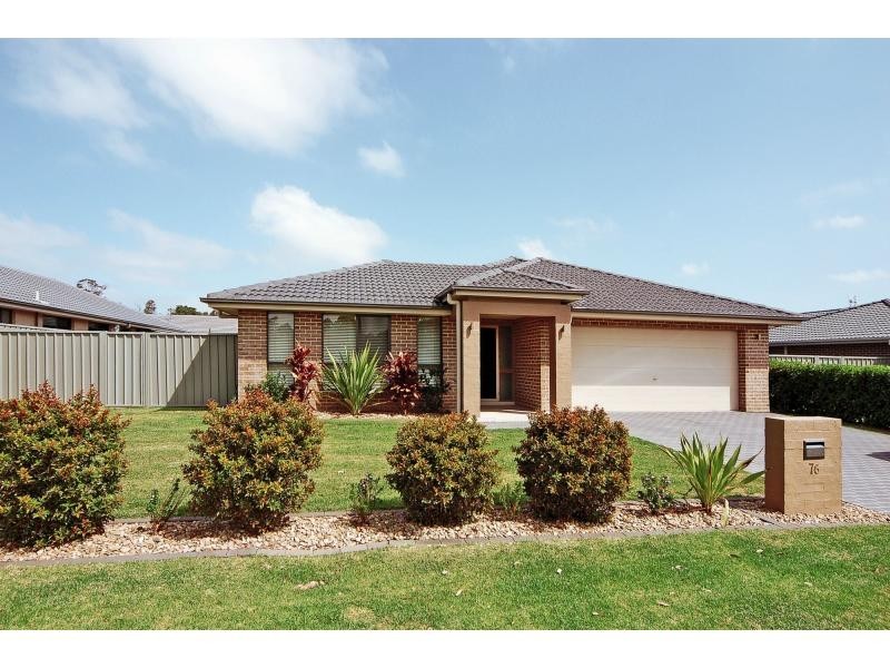 76 Browns Road, South Nowra NSW 2541