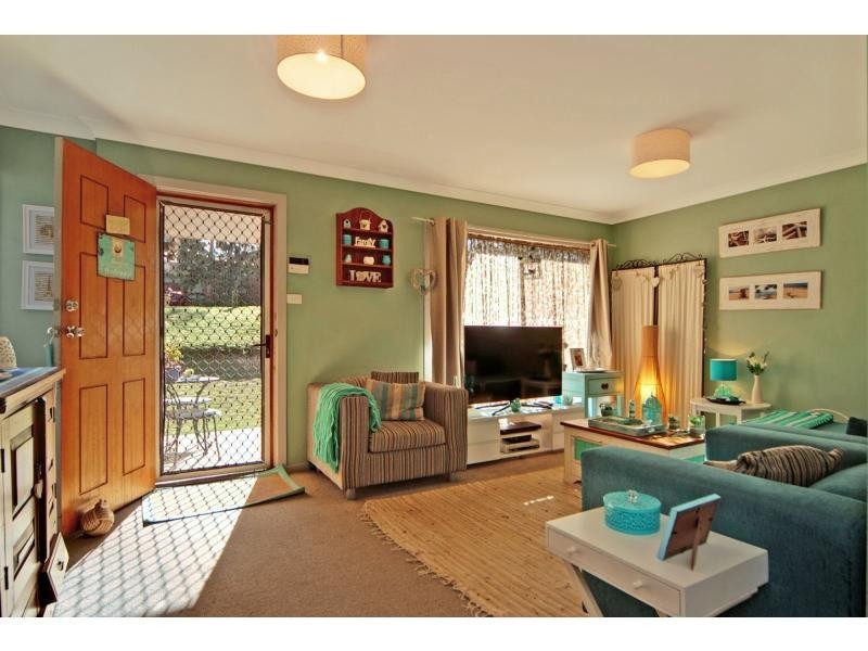 37 Peak Avenue, North Nowra NSW 2541