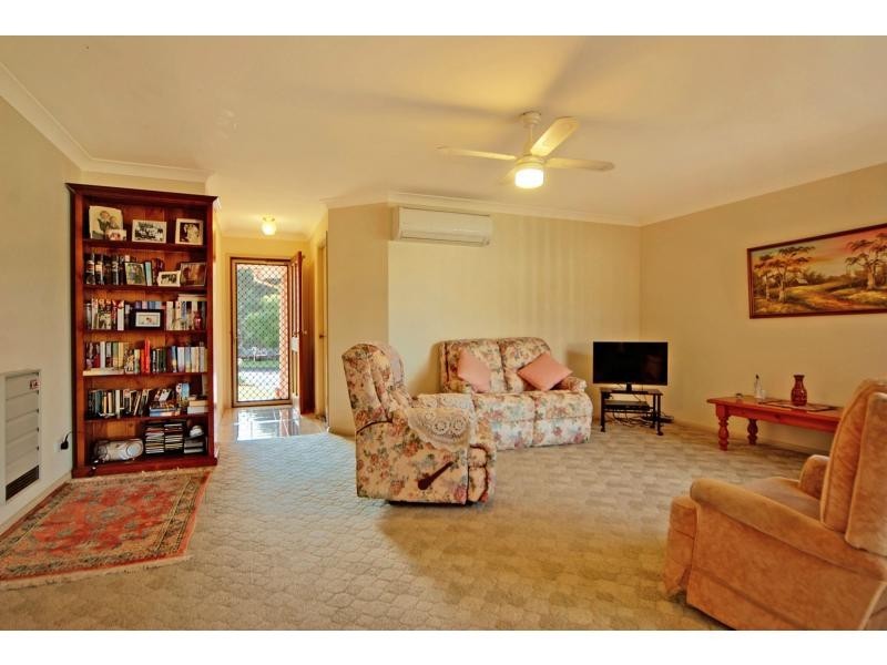 94 Jasmine Drive, Bomaderry NSW 2541