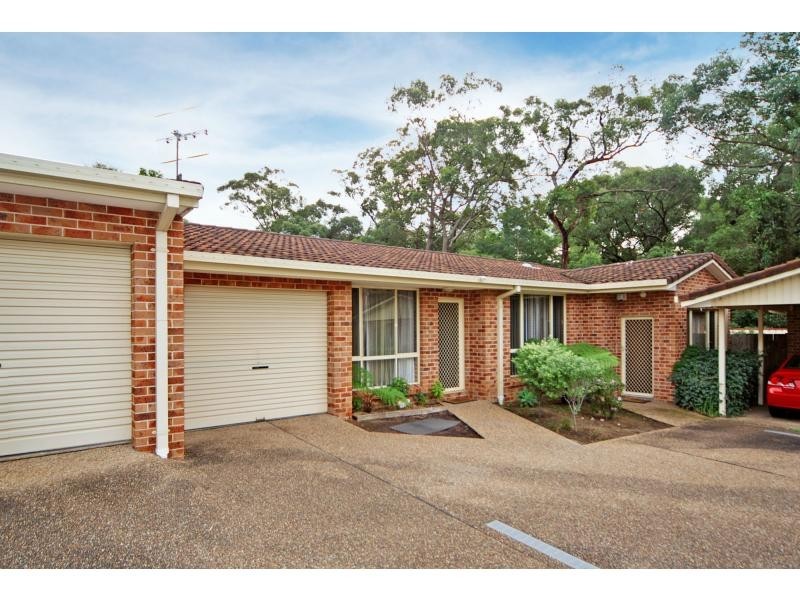 2/1 Carisbrooke Close, Bomaderry NSW 2541