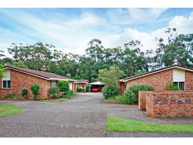 2/1 Carisbrooke Close, Bomaderry NSW 2541