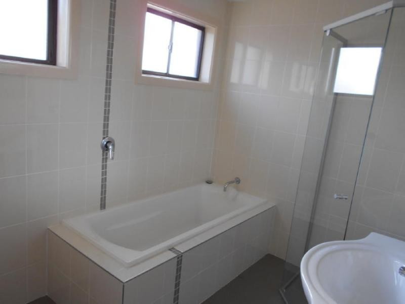 98 Yurunga Drive, North Nowra NSW 2541