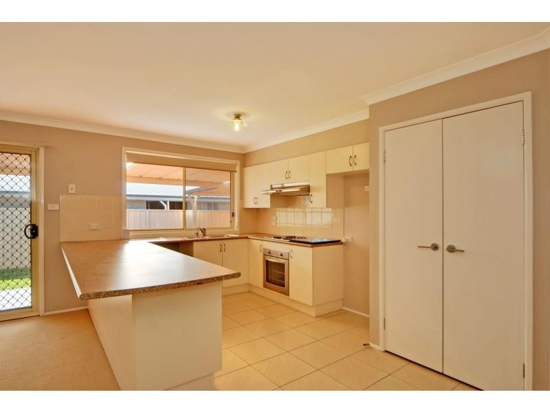 36 Kardella Avenue, Nowra NSW 2541