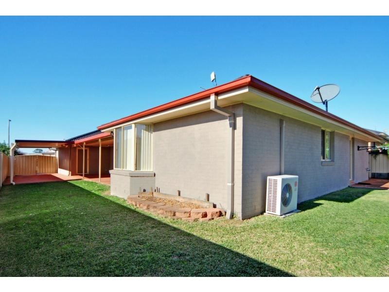 36 Kardella Avenue, Nowra NSW 2541