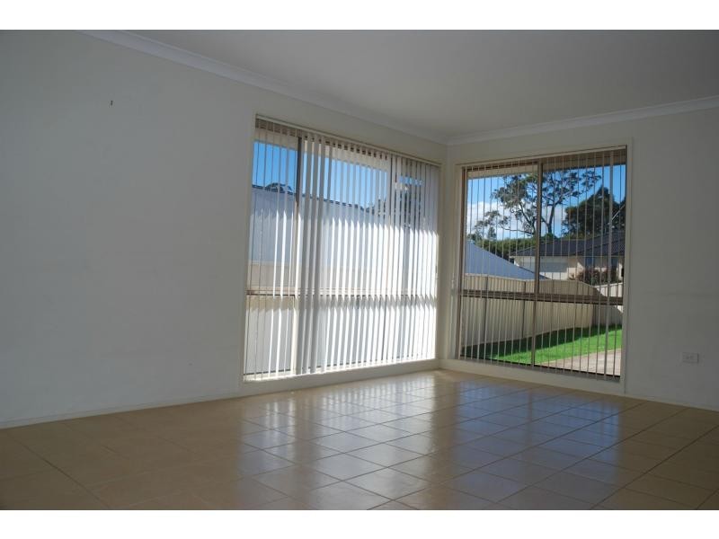 22 Warrigal Street, Nowra NSW 2541