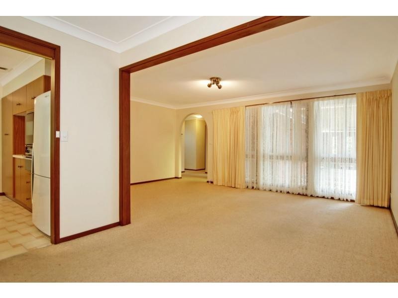 3 Yeovil Drive, Bomaderry NSW 2541