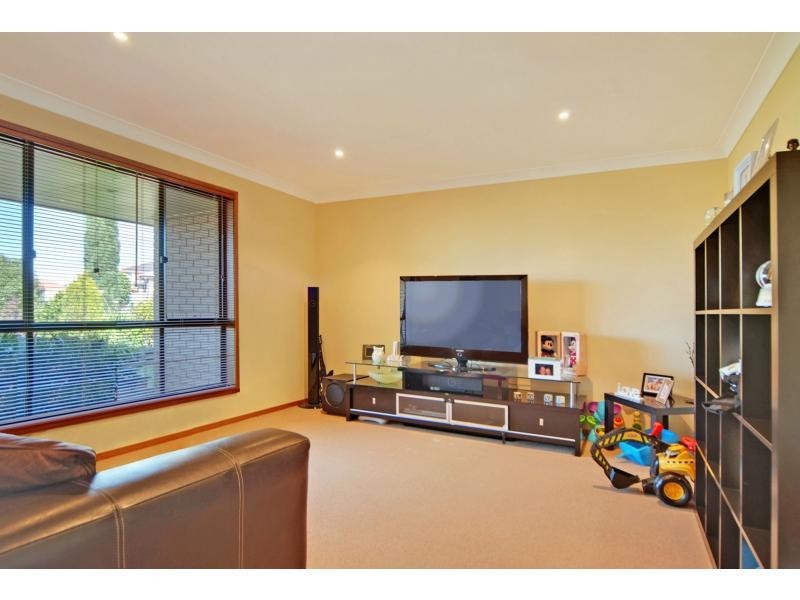 4 McTernan Place, Worrigee NSW 2540