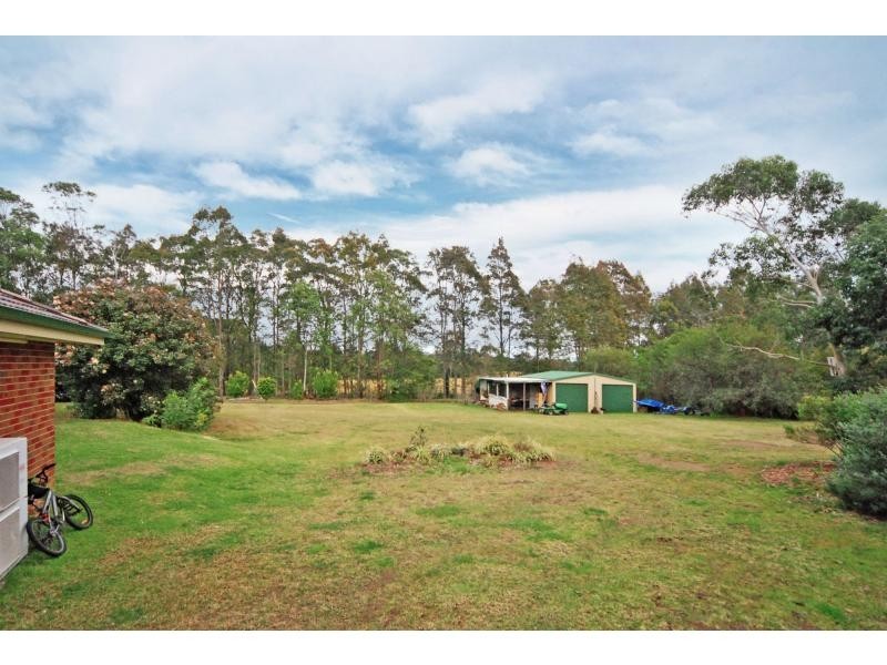 21 Tartarian Crescent, Bomaderry NSW 2541