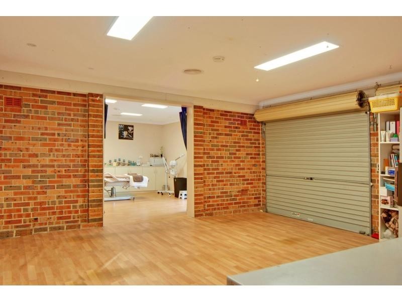 21 Tartarian Crescent, Bomaderry NSW 2541