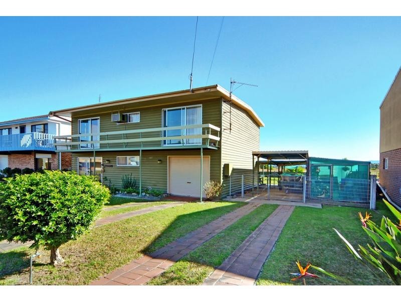 15 Bailey Avenue, Greenwell Point NSW 2540