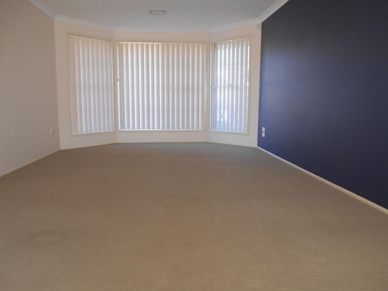 1 Myall Close, Nowra NSW 2541