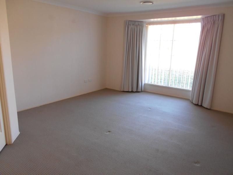 1 Myall Close, Nowra NSW 2541