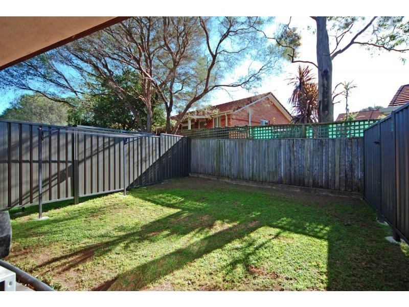 3/49 Brinawarr Street, Bomaderry NSW 2541