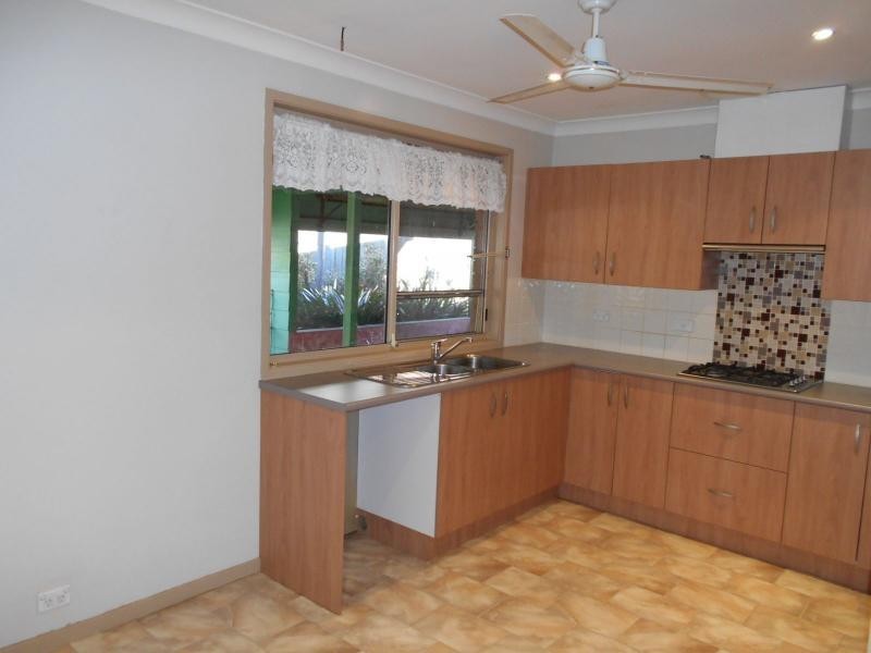 34 Moresby Street, Nowra NSW 2541