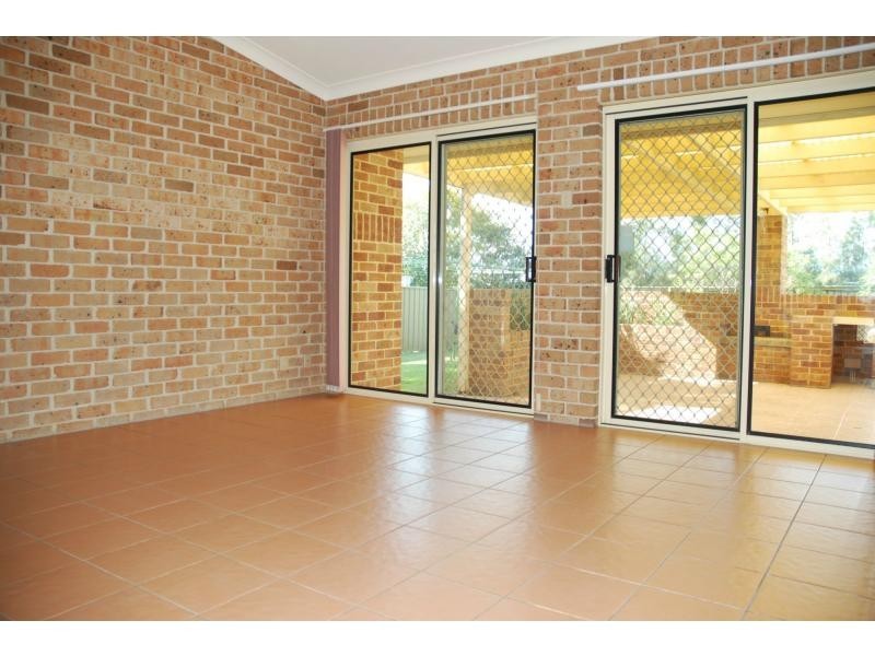 13 Robinia Way, Worrigee NSW 2540