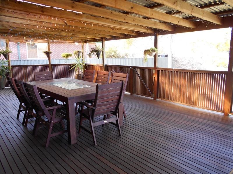 6 Sutherland Drive, North Nowra NSW 2541