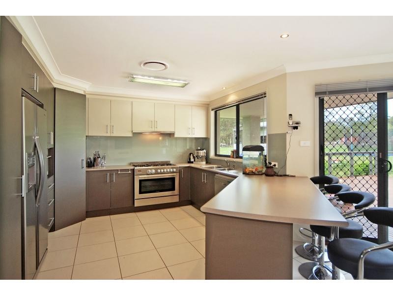 15 Cardwell Drive, Nowra Hill NSW 2540
