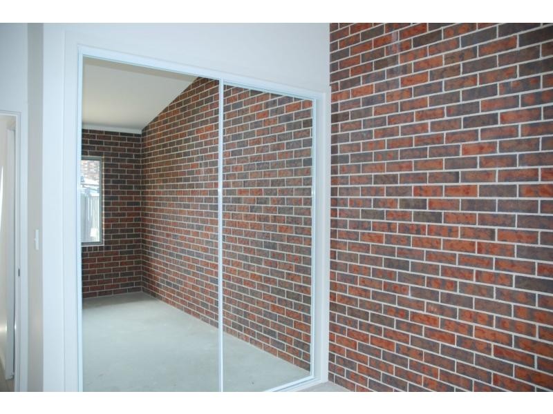 13/49 Brinawarr Street, Bomaderry NSW 2541