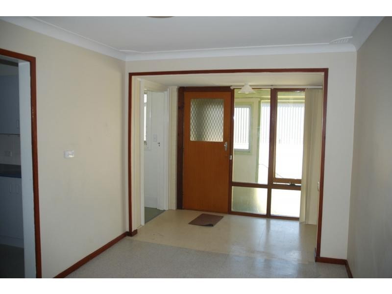 34 Alfred Street, Bomaderry NSW 2541