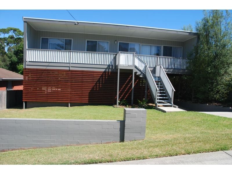 9 Albatross Road, Nowra NSW 2541