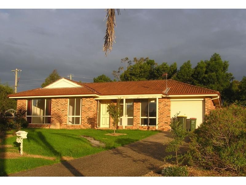 4 Cane Close, North Nowra NSW 2541
