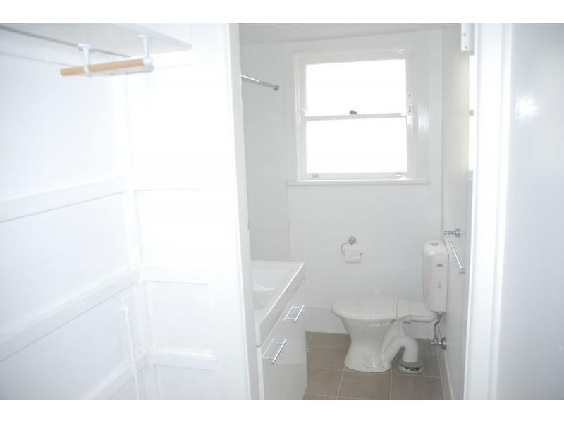 1/5 Wilson Avenue, Nowra NSW 2541