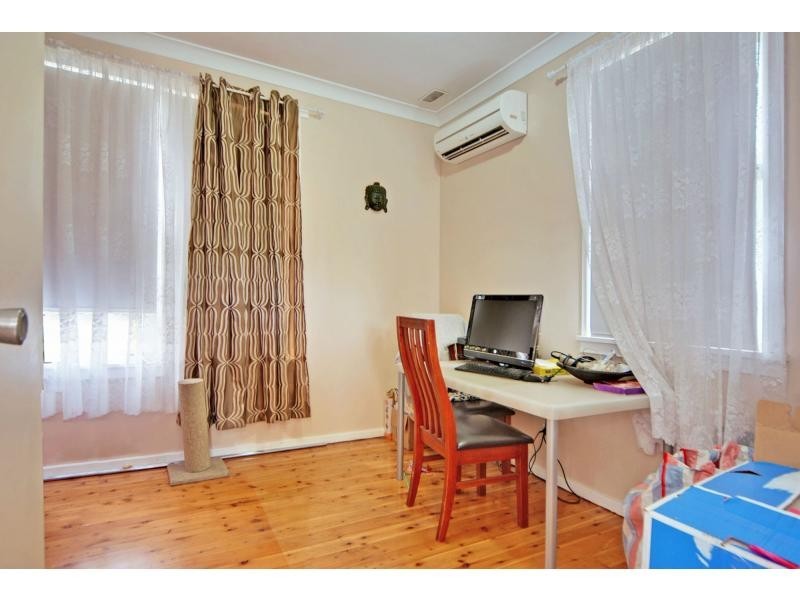 37 Worrigee Street, Nowra NSW 2541