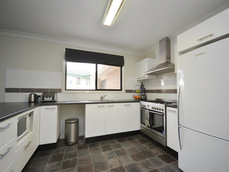 5 Quiberon Street, Nowra NSW 2541
