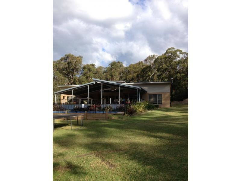 70 Sinclair Road, Falls Creek NSW 2540