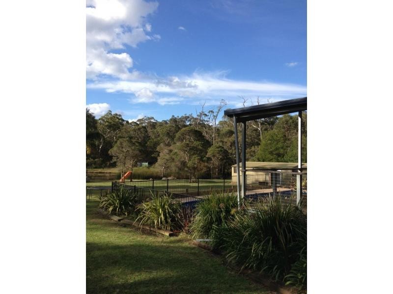 70 Sinclair Road, Falls Creek NSW 2540