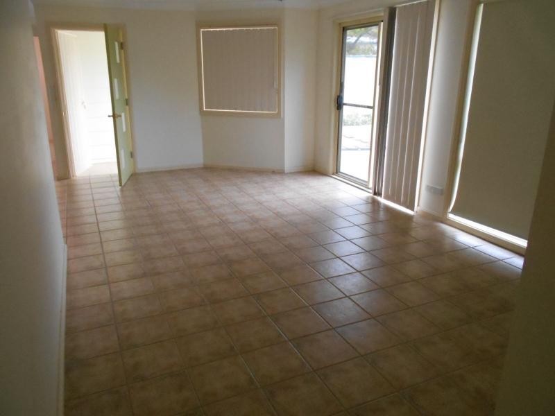 17a Karowa Street, Bomaderry NSW 2541