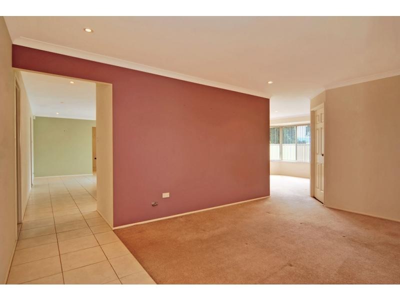 18 Kardella Avenue, Nowra NSW 2541