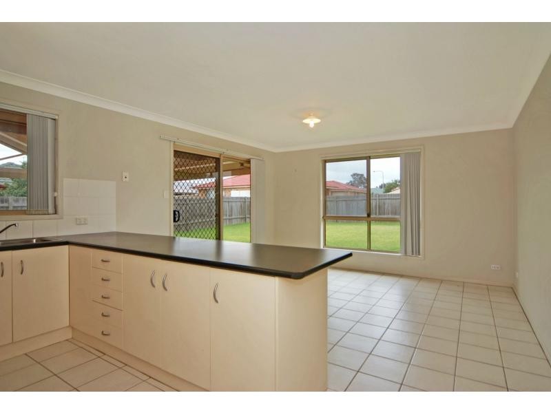 6 Eucalyptus Avenue, Worrigee NSW 2540