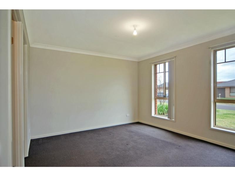 6 Eucalyptus Avenue, Worrigee NSW 2540